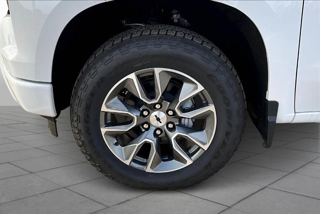 new 2025 Chevrolet Silverado 1500 car, priced at $53,195