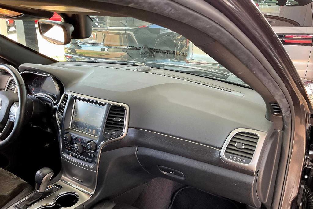 used 2017 Jeep Grand Cherokee car, priced at $16,677