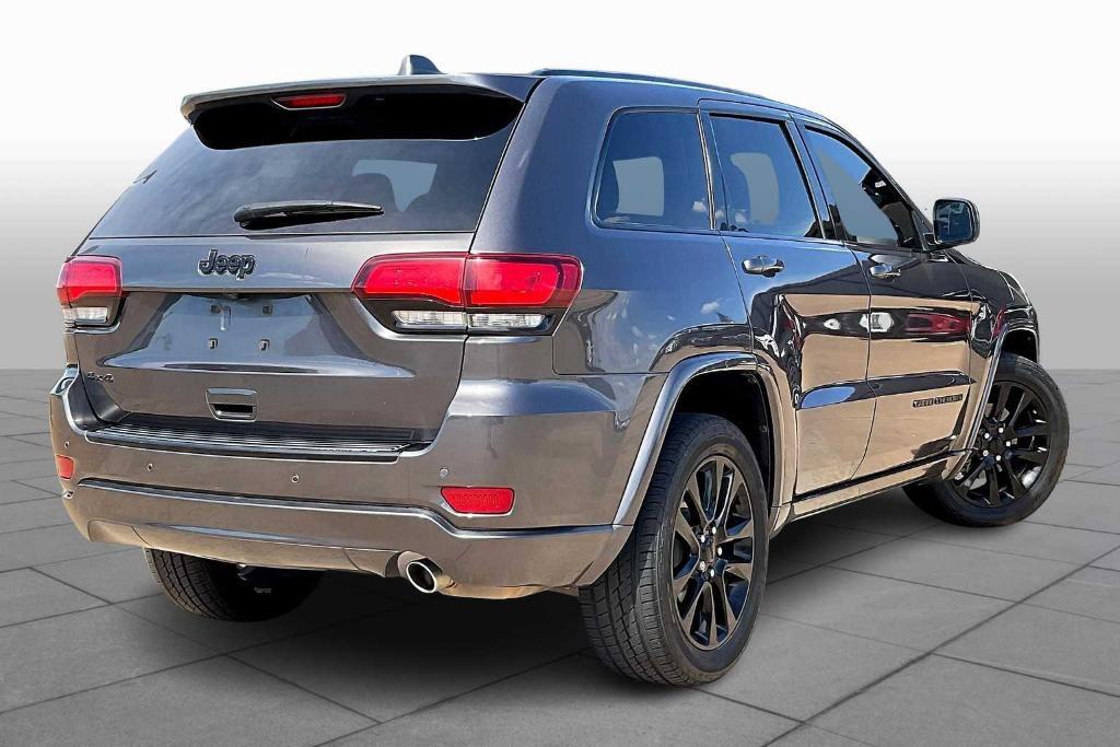 used 2017 Jeep Grand Cherokee car, priced at $16,677