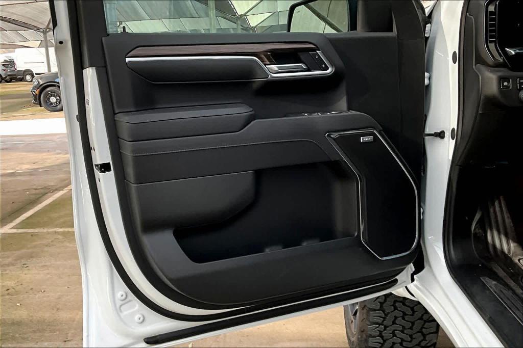 new 2025 Chevrolet Silverado 1500 car, priced at $76,055