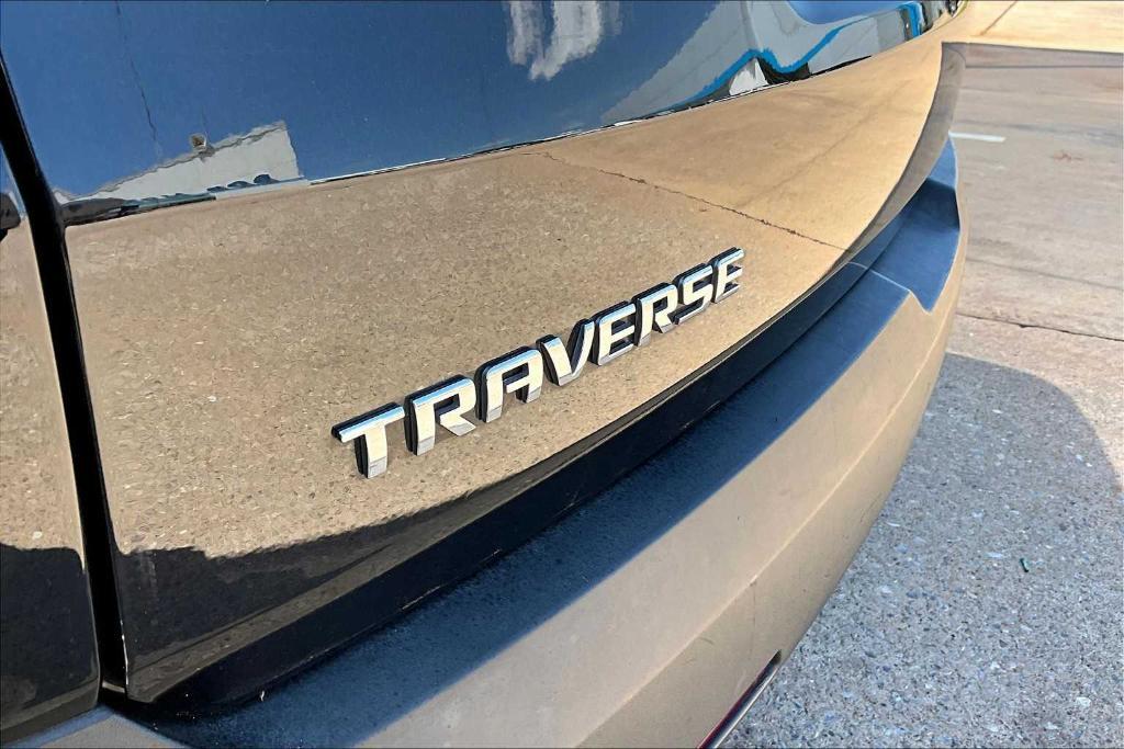 used 2018 Chevrolet Traverse car, priced at $15,988