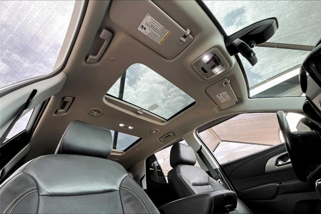 used 2020 Chevrolet Traverse car, priced at $22,977