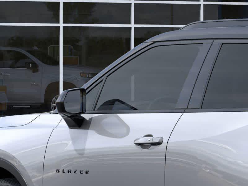 new 2025 Chevrolet Blazer car, priced at $36,370