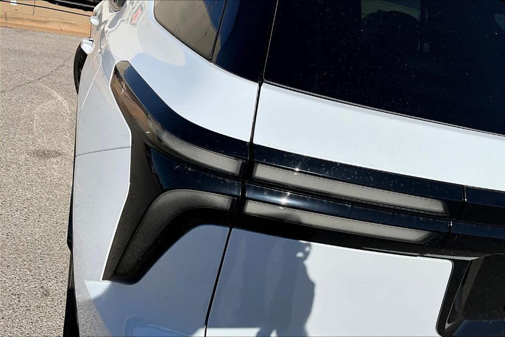 new 2026 Chevrolet Traverse car, priced at $56,740