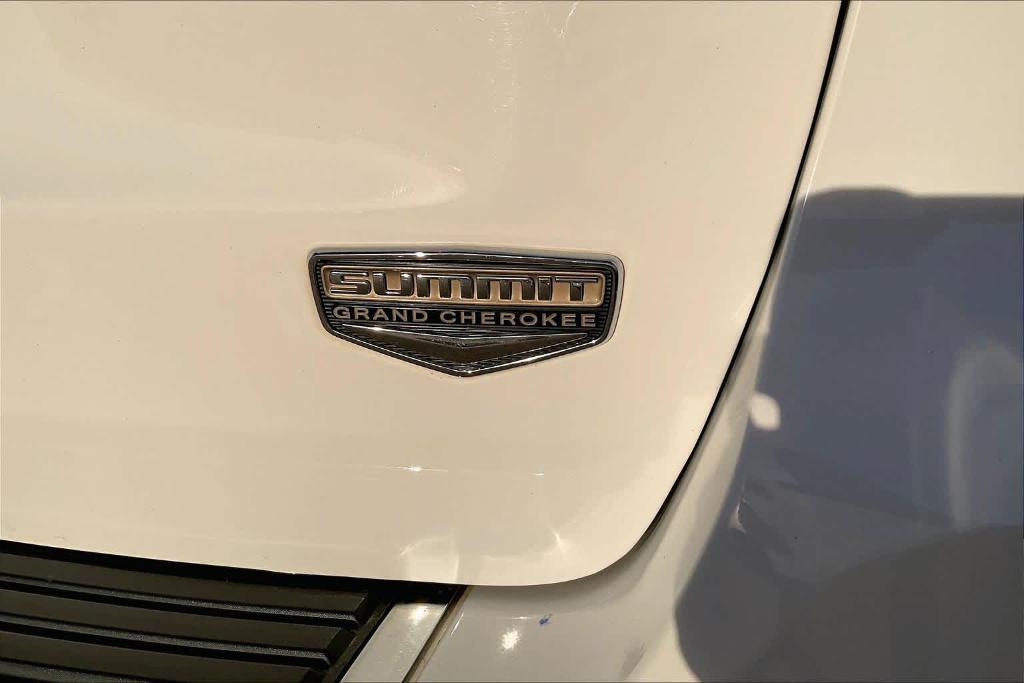 used 2014 Jeep Grand Cherokee car, priced at $12,342