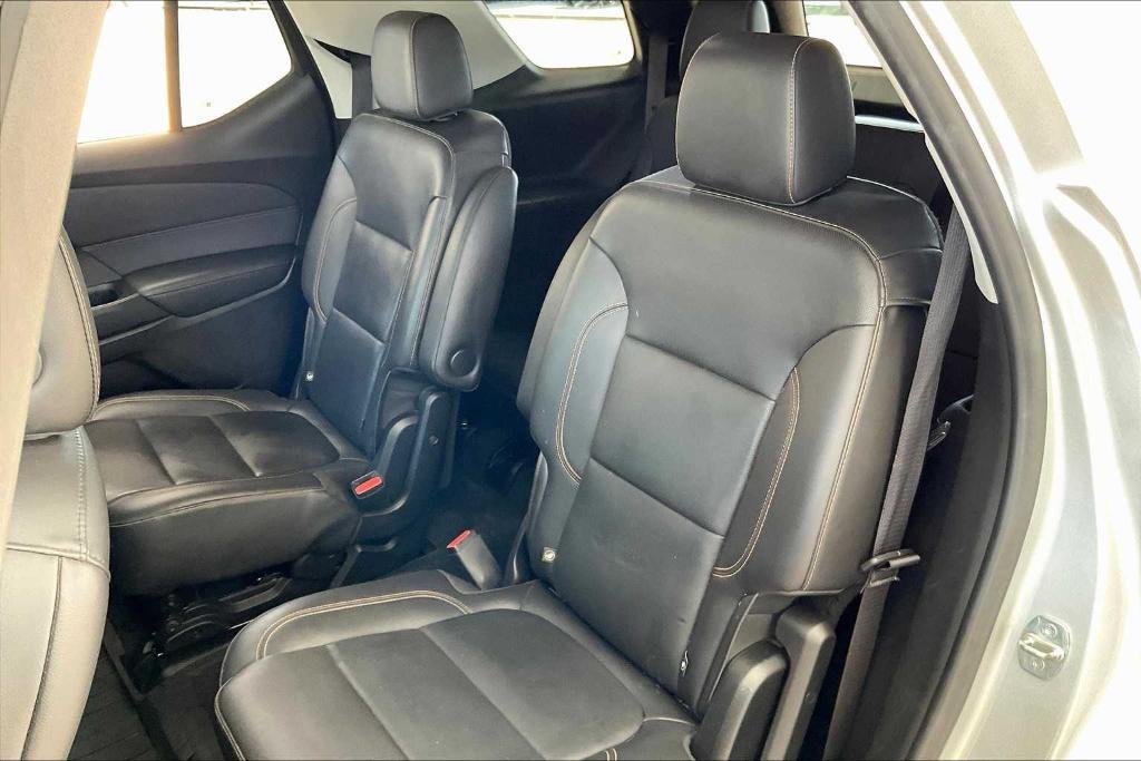used 2021 Chevrolet Traverse car, priced at $20,970