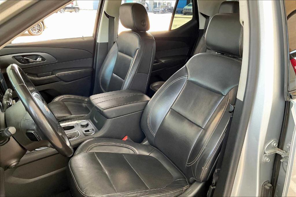 used 2021 Chevrolet Traverse car, priced at $20,970