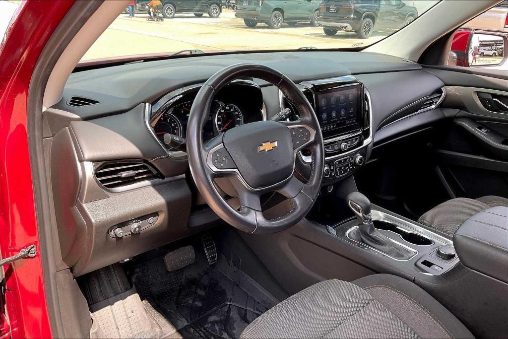 used 2021 Chevrolet Traverse car, priced at $23,202