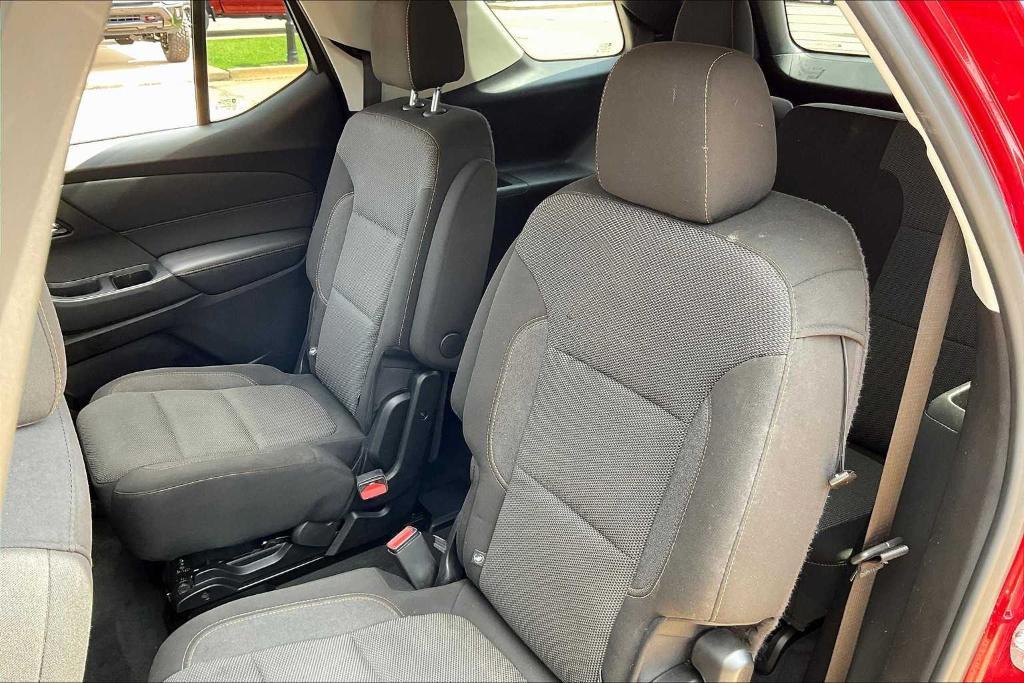 used 2021 Chevrolet Traverse car, priced at $23,202
