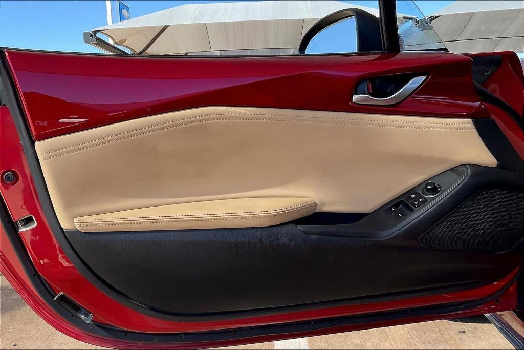 used 2019 Mazda MX-5 Miata RF car, priced at $22,516