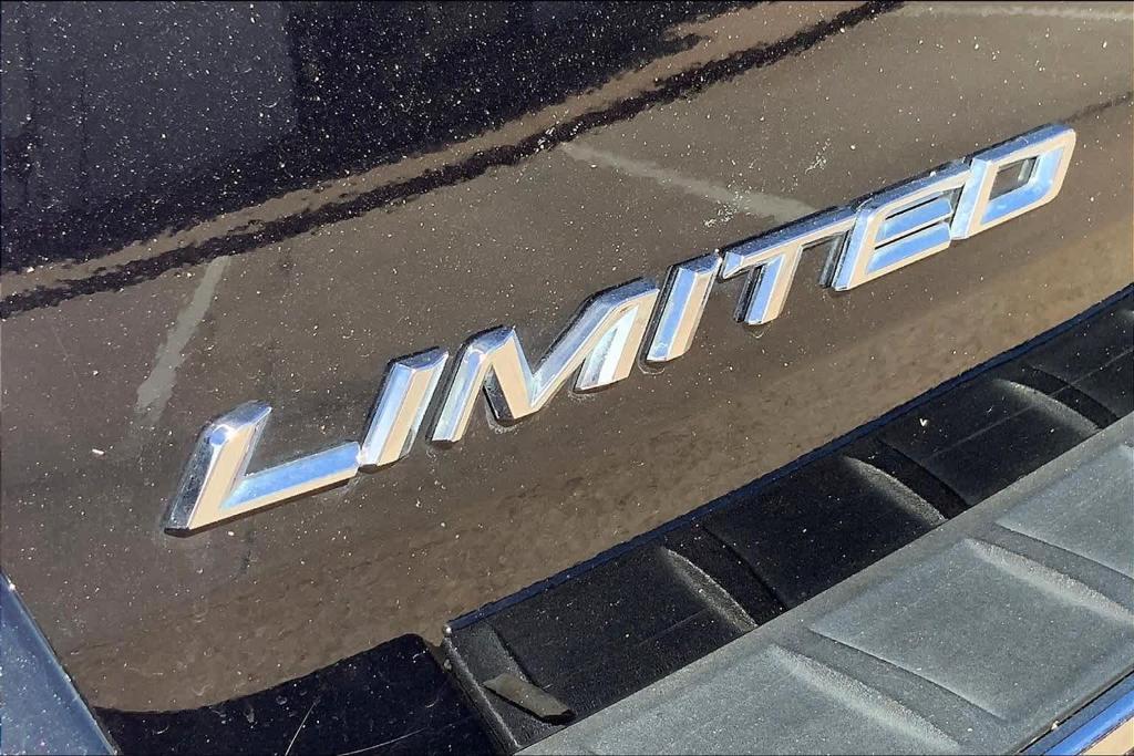 used 2021 Ford Explorer car, priced at $25,692