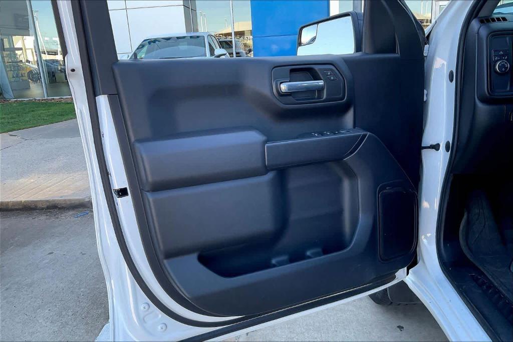 used 2024 Chevrolet Silverado 1500 car, priced at $30,895