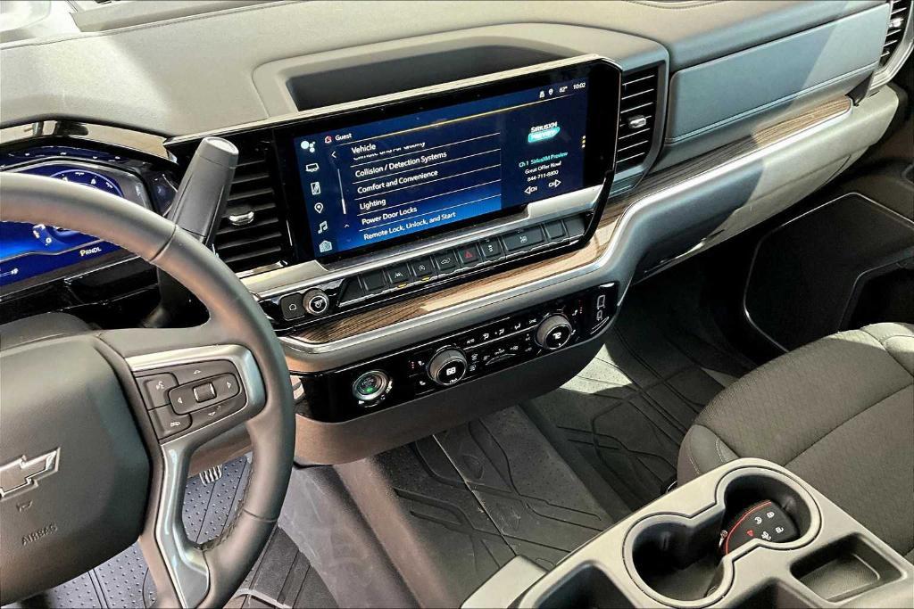 used 2024 Chevrolet Silverado 1500 car, priced at $43,050