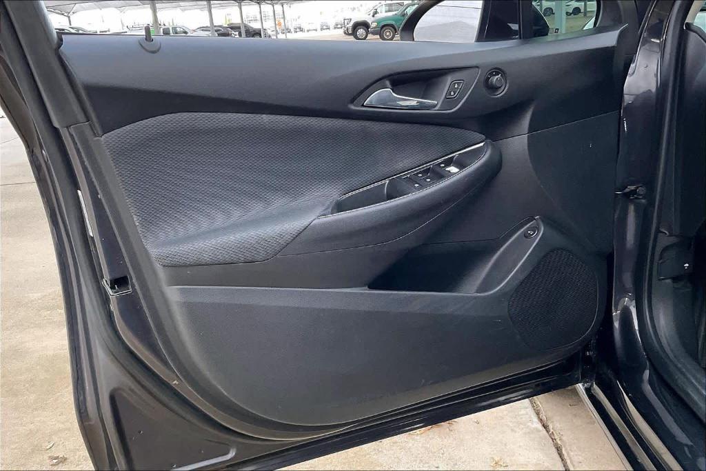 used 2016 Chevrolet Cruze car, priced at $5,900