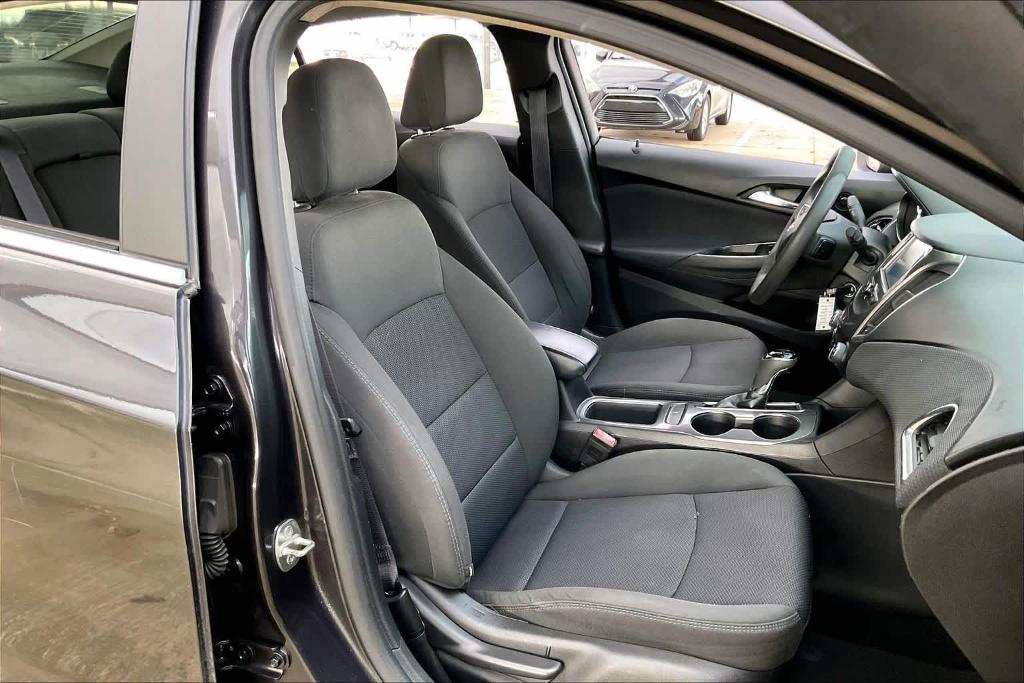 used 2016 Chevrolet Cruze car, priced at $5,900