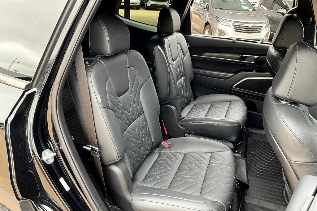 used 2024 Kia Telluride car, priced at $43,497