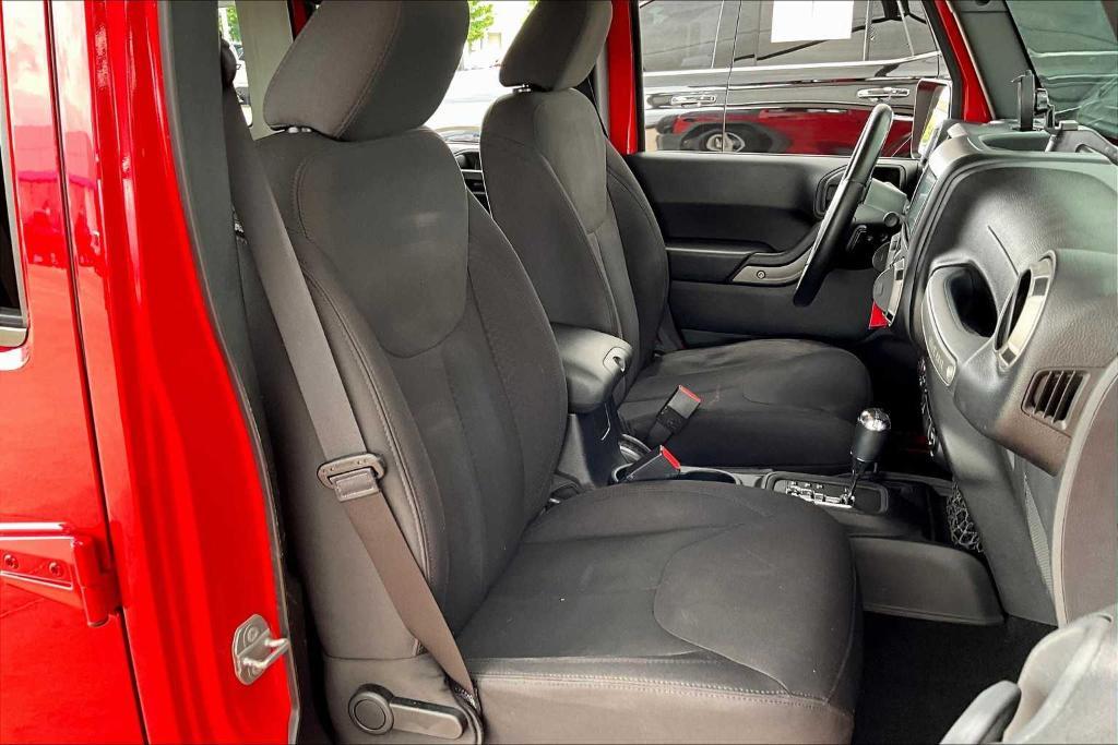 used 2015 Jeep Wrangler Unlimited car, priced at $19,970
