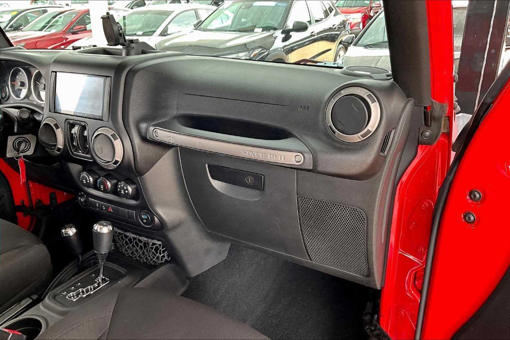 used 2015 Jeep Wrangler Unlimited car, priced at $19,970