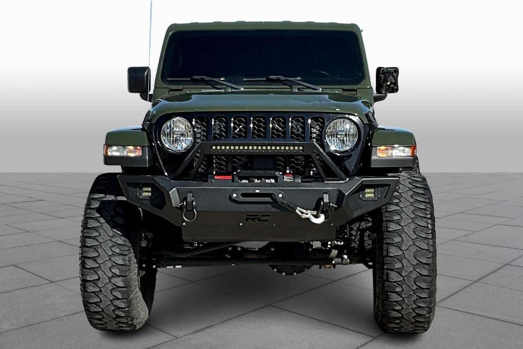 used 2022 Jeep Gladiator car, priced at $34,497