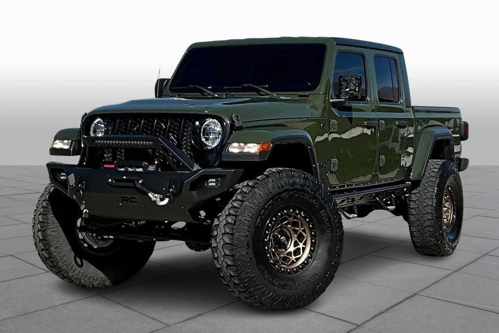 used 2022 Jeep Gladiator car, priced at $34,497