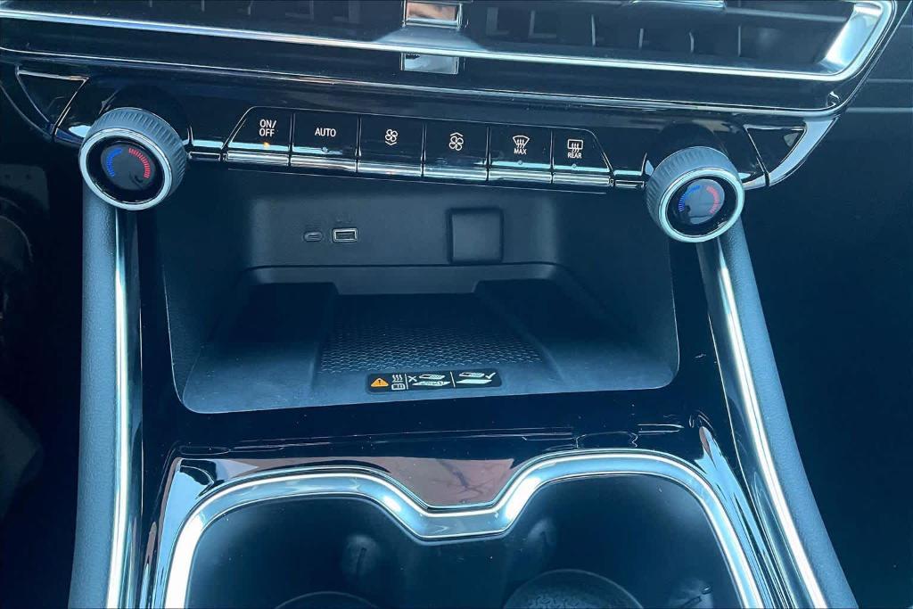 new 2026 Chevrolet Traverse car, priced at $59,940