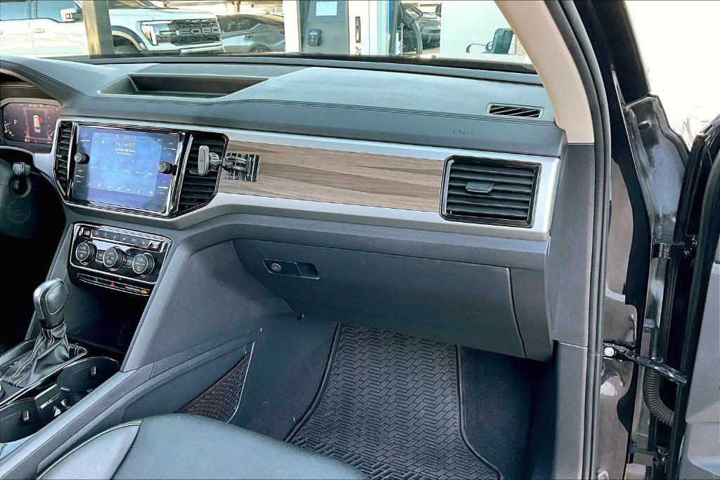 used 2021 Volkswagen Atlas car, priced at $24,497