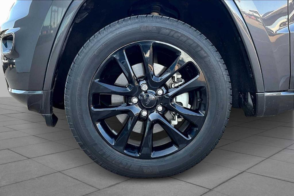 used 2021 Jeep Grand Cherokee car, priced at $26,342