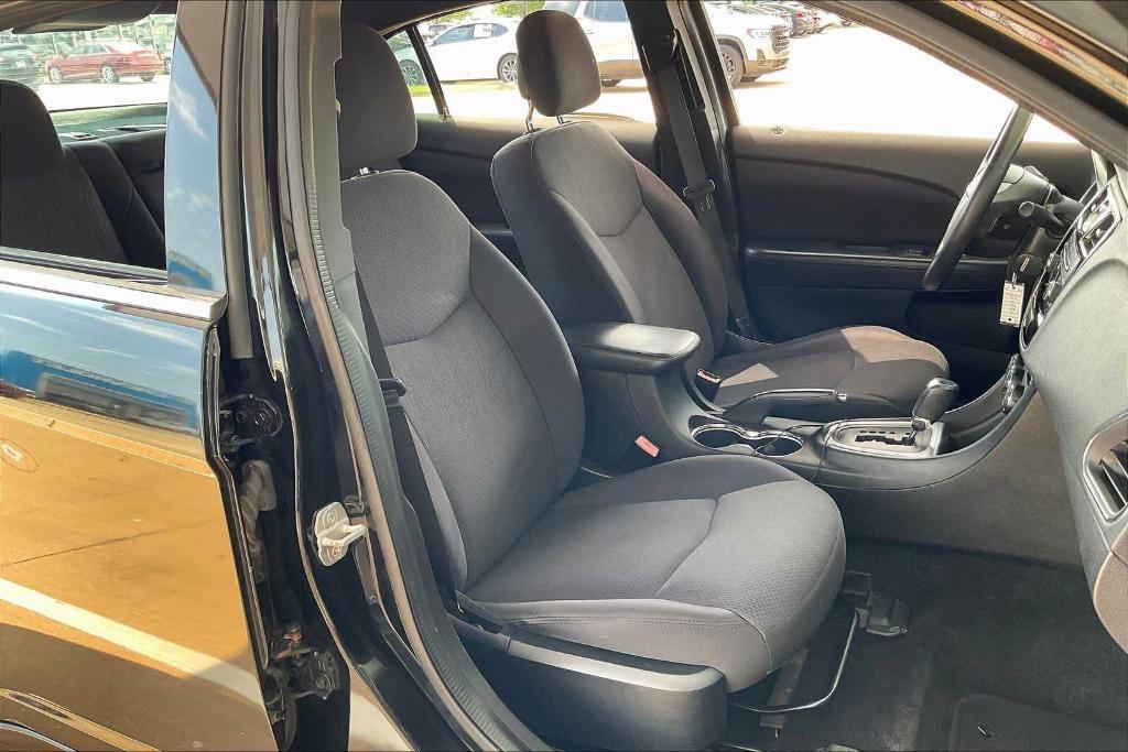 used 2013 Chrysler 200 car, priced at $7,224