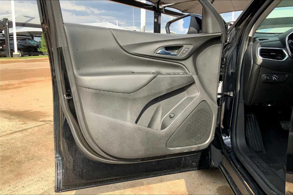 used 2022 Chevrolet Equinox car, priced at $22,695