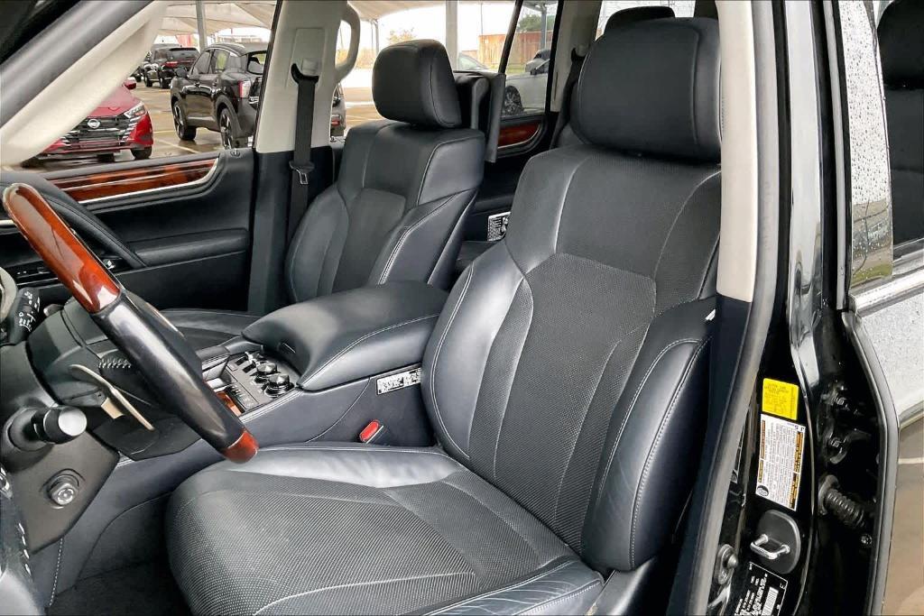 used 2020 Lexus LX 570 car, priced at $59,988