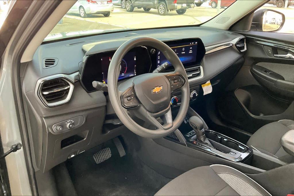 used 2025 Chevrolet TrailBlazer car, priced at $23,997