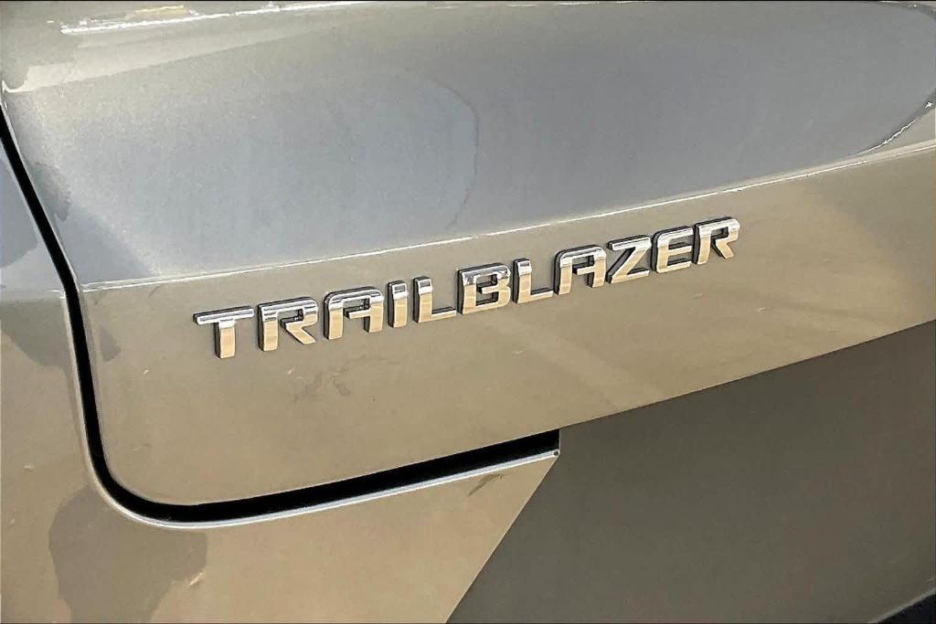 used 2025 Chevrolet TrailBlazer car, priced at $23,997