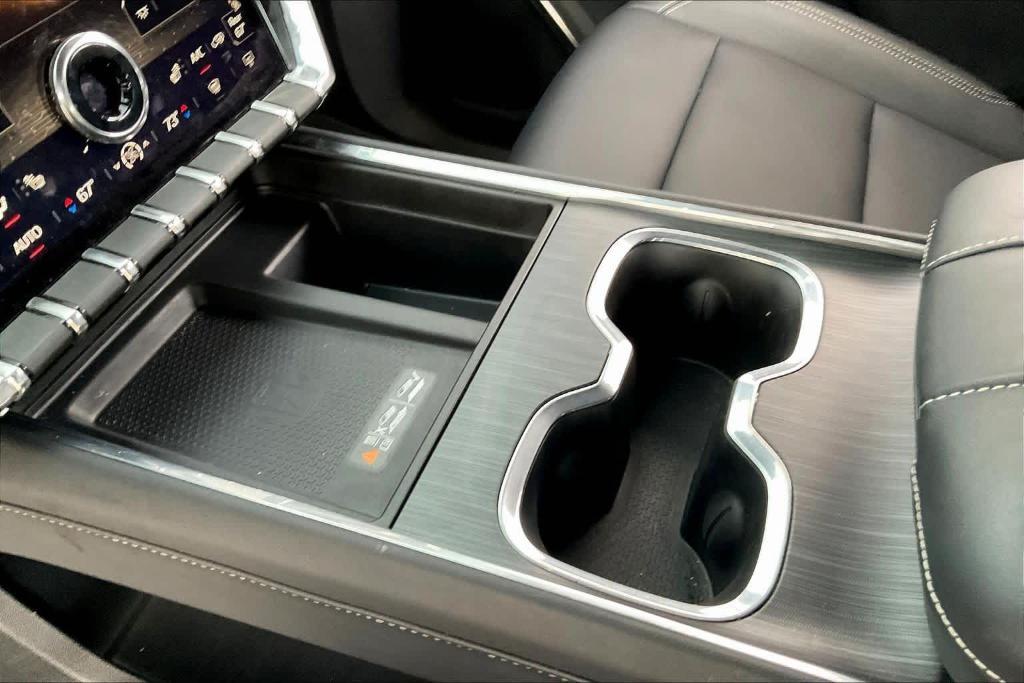 used 2024 GMC Acadia car, priced at $37,332