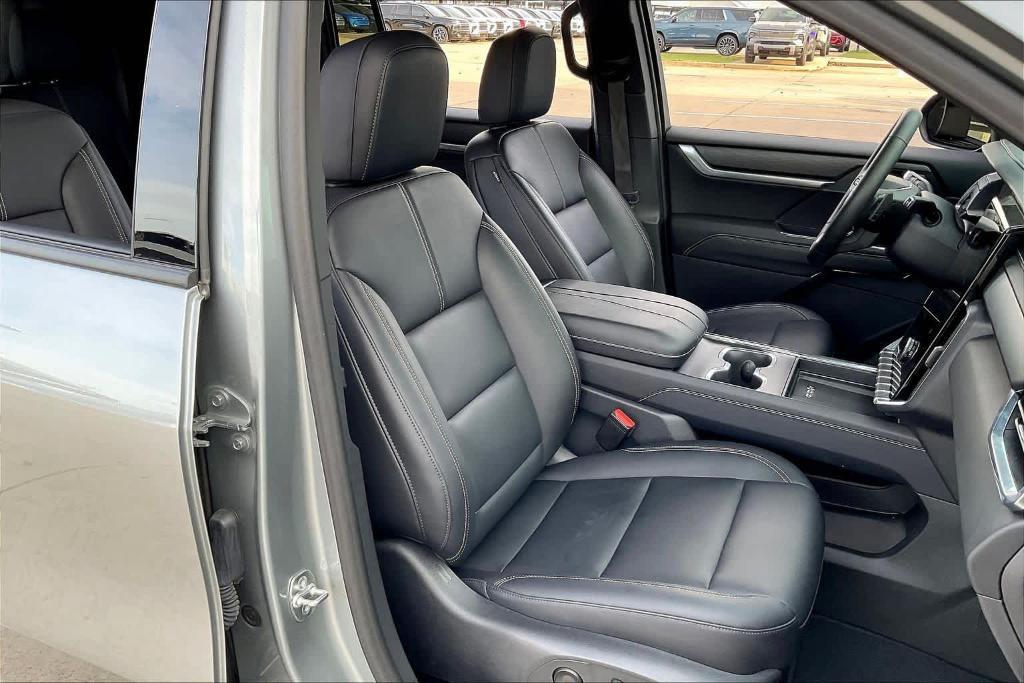 used 2024 GMC Acadia car, priced at $37,332