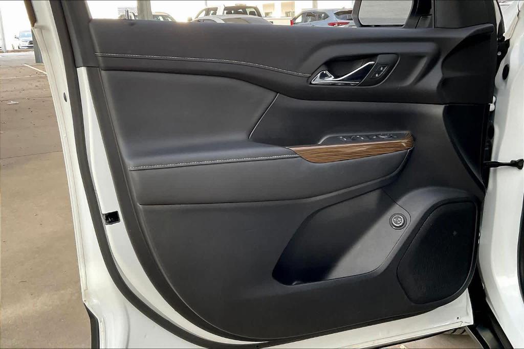 used 2023 GMC Acadia car, priced at $28,597