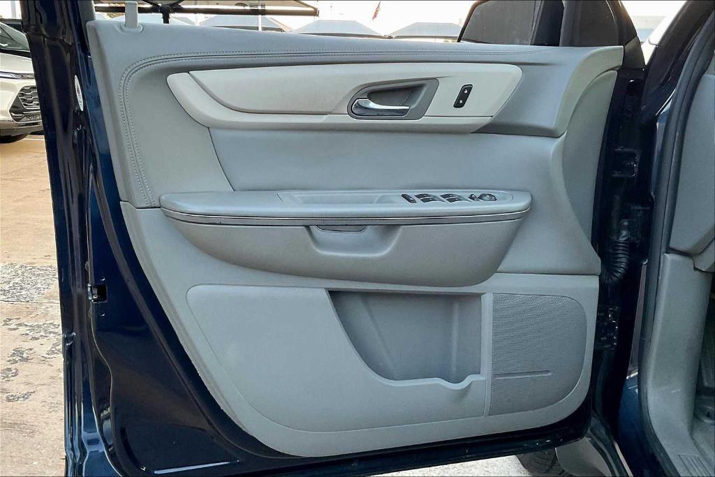 used 2016 Chevrolet Traverse car, priced at $8,850