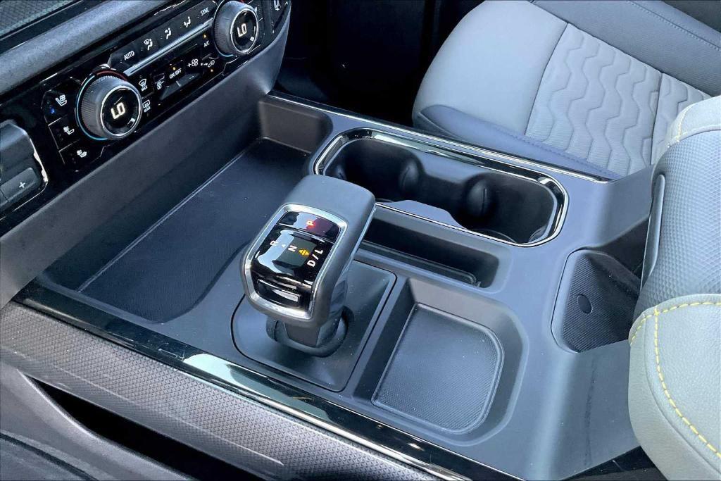 used 2025 Chevrolet Silverado 1500 car, priced at $60,304