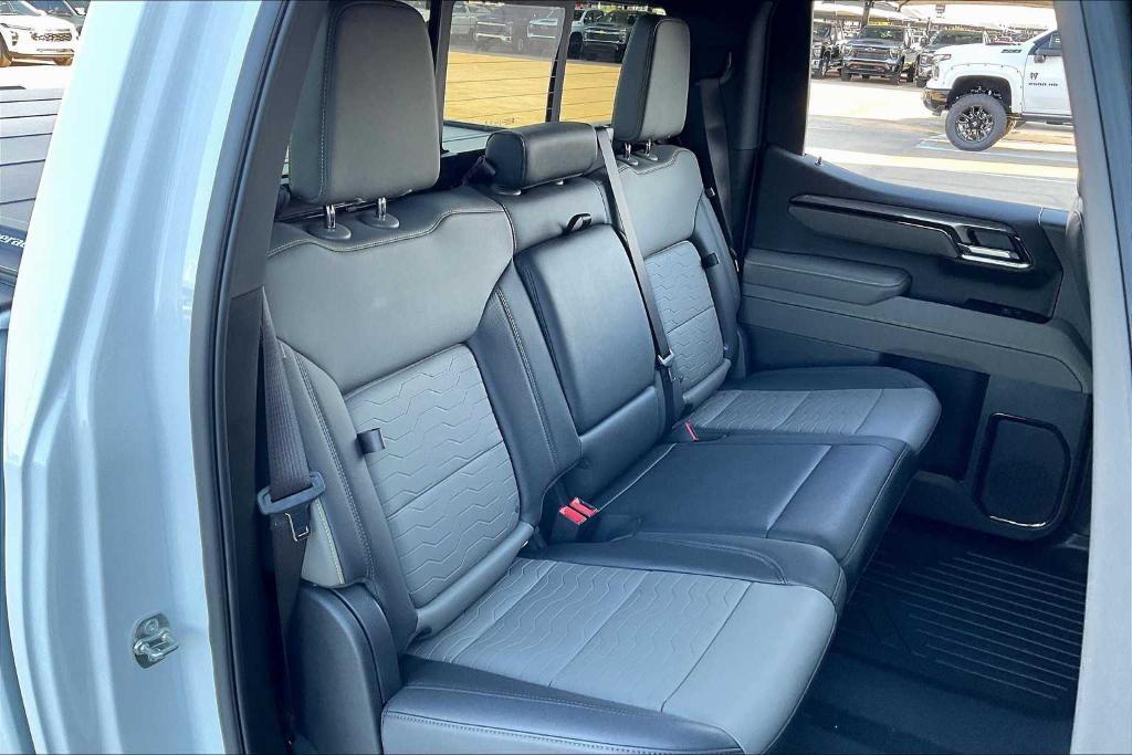 used 2025 Chevrolet Silverado 1500 car, priced at $60,304