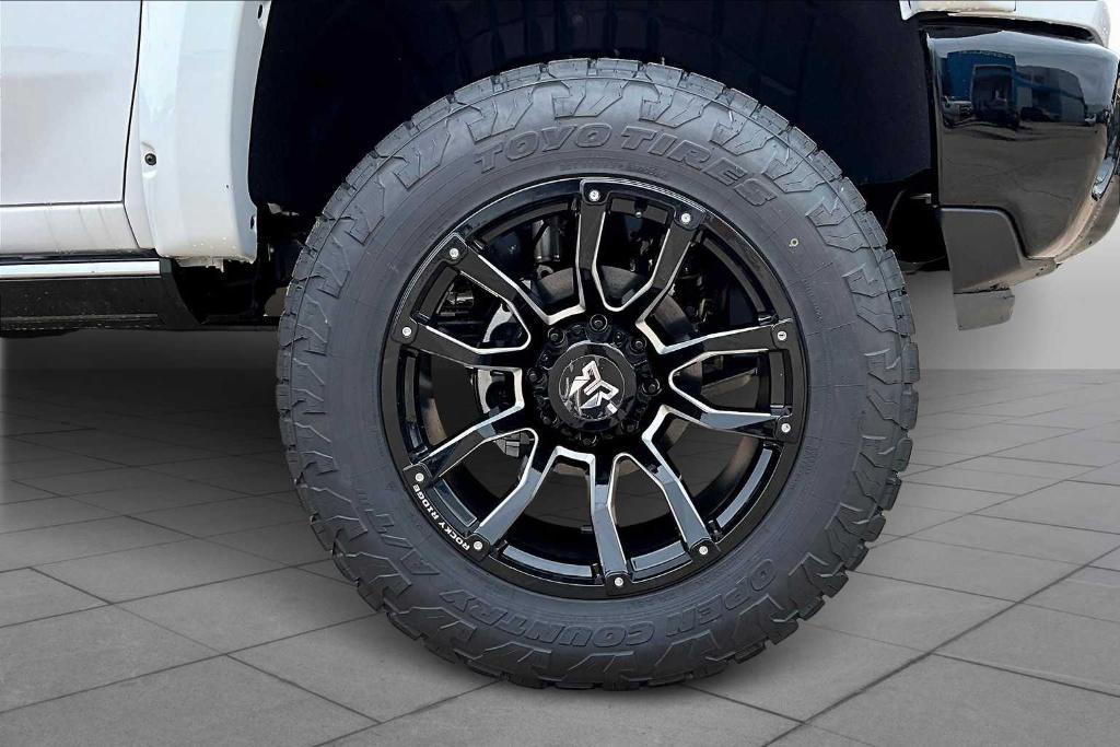 new 2025 Chevrolet Silverado 2500 car, priced at $105,375