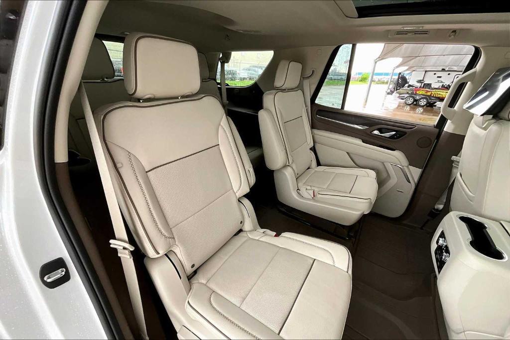 used 2023 GMC Yukon car, priced at $68,995