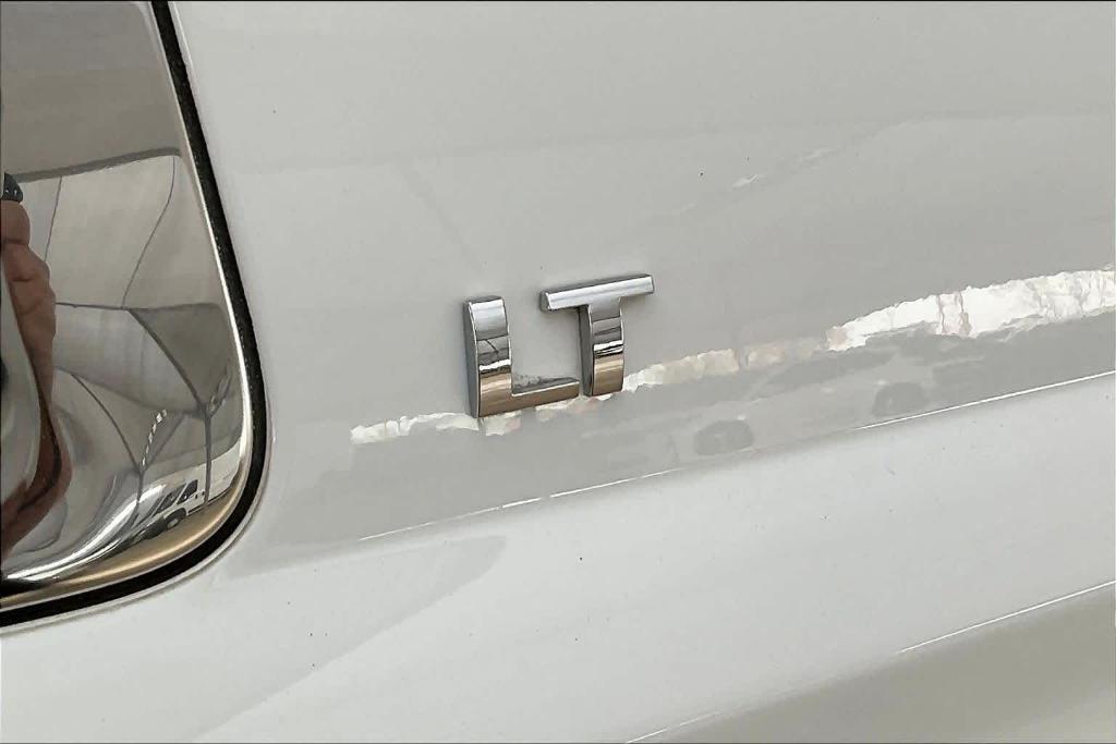 used 2018 Chevrolet Suburban car, priced at $23,500