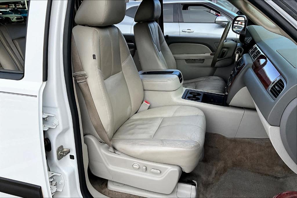 used 2013 Chevrolet Suburban car, priced at $9,497