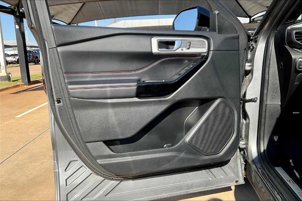 used 2022 Ford Explorer car, priced at $34,870