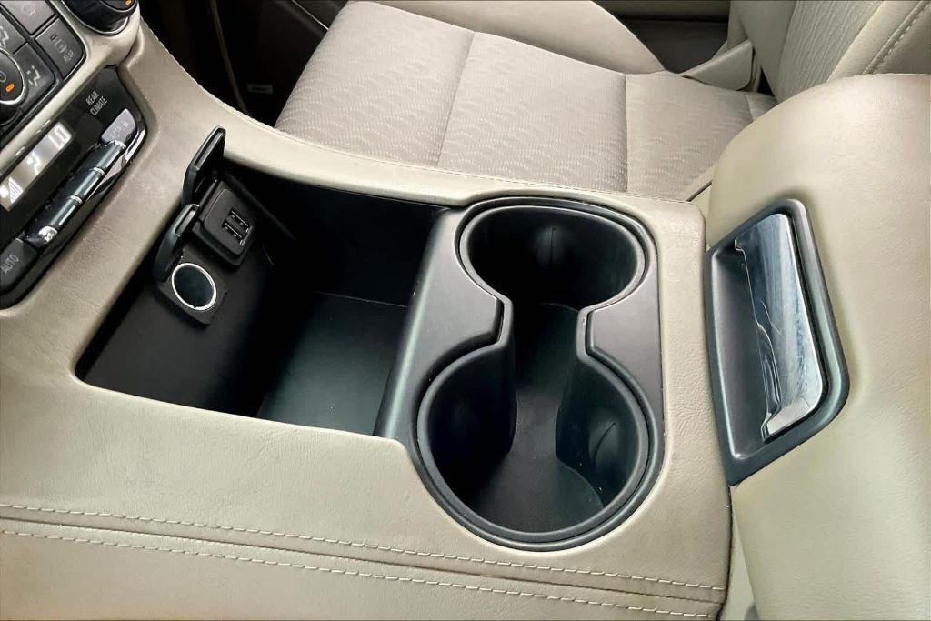 used 2015 GMC Yukon car, priced at $20,224