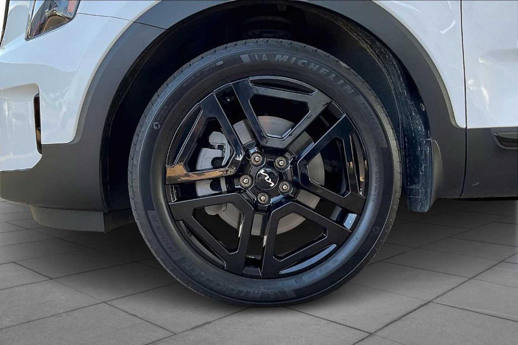 used 2024 Kia Telluride car, priced at $40,856