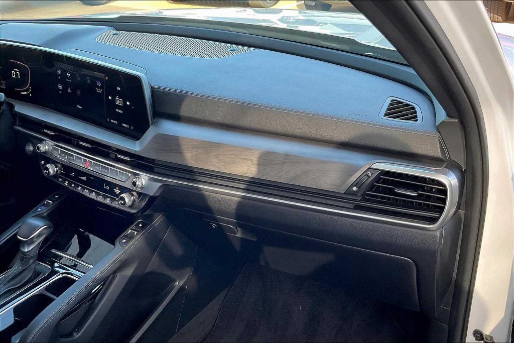 used 2024 Kia Telluride car, priced at $40,856