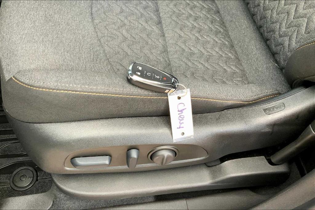 used 2023 Chevrolet Equinox car, priced at $23,810