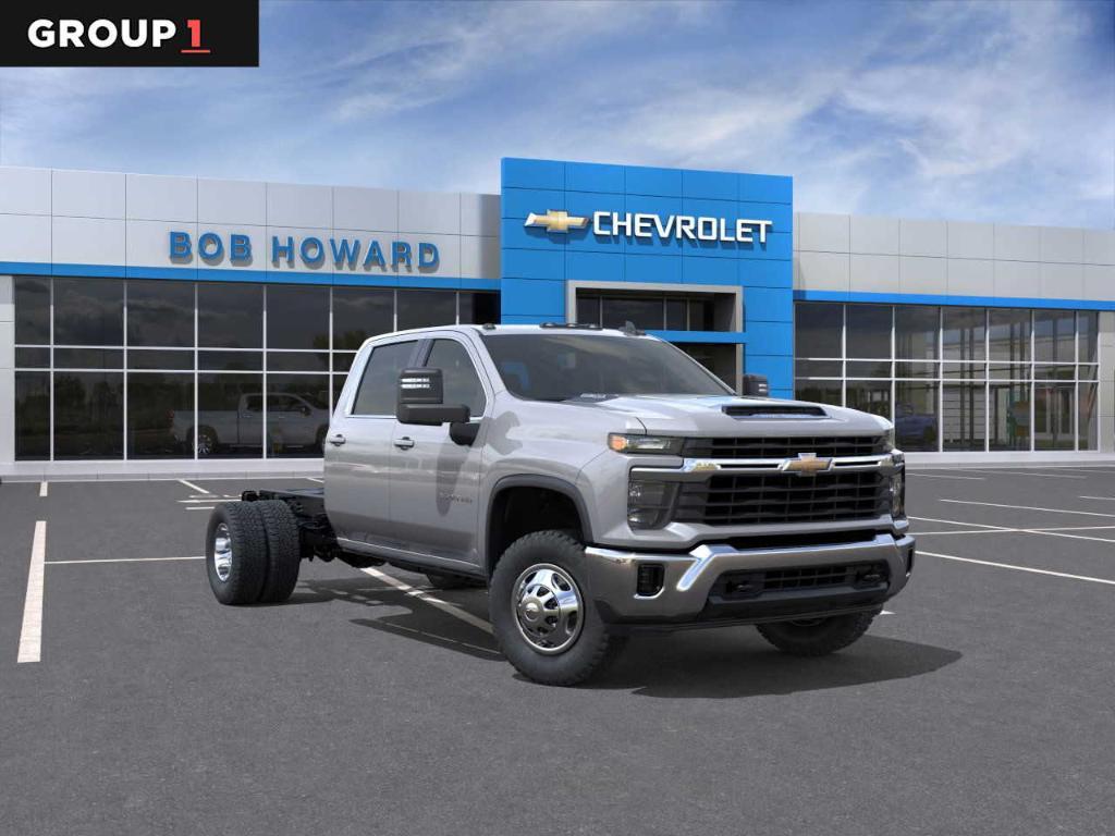 new 2025 Chevrolet Silverado 3500 car, priced at $53,375