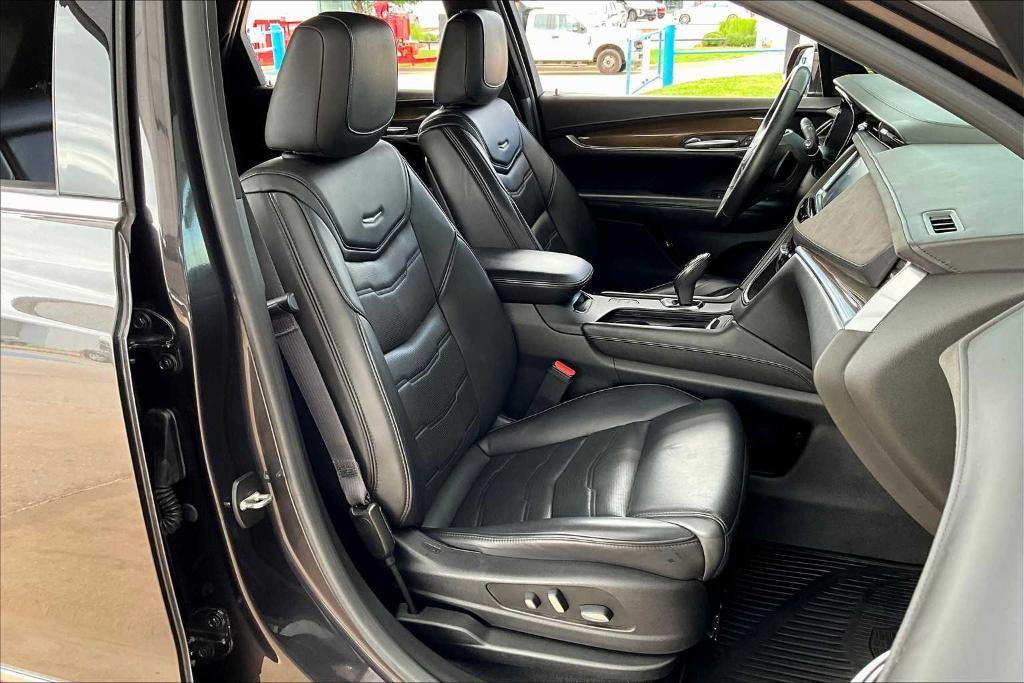 used 2018 Cadillac XT5 car, priced at $24,497