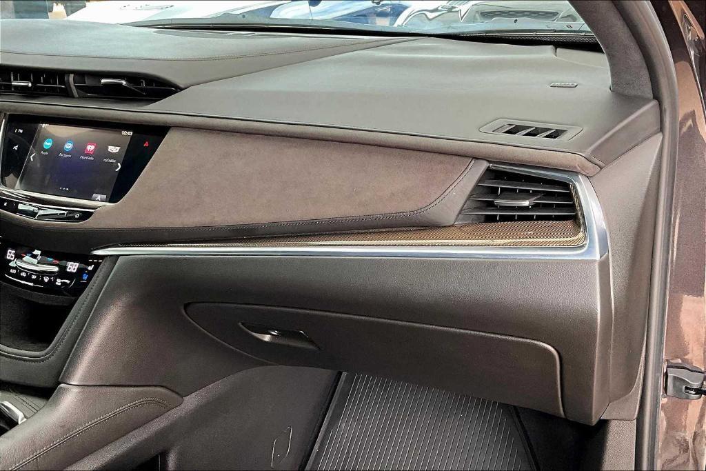 used 2018 Cadillac XT5 car, priced at $24,497
